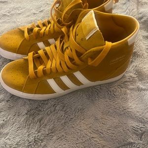 Adidas Vintage Basket Profi in Mustard